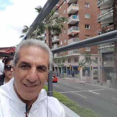 Conocer hombre de 68 años que vive en Rosario 