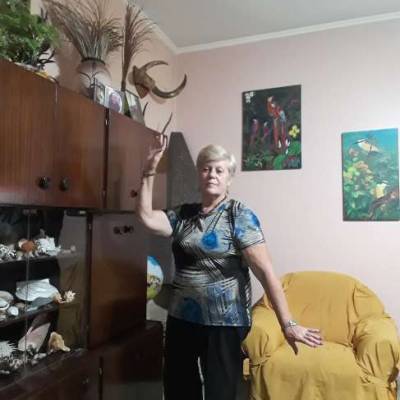 Conocer mujer de 66 años que vive en La Matanza 
