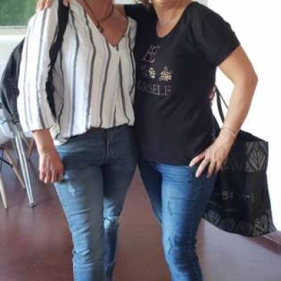 MARIA es una mujer de 58 años que busca amigos en Buenos Aires 