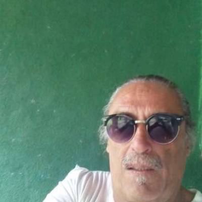 Conocer hombre de 61 años que vive en Escobar 