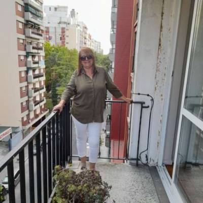 Conocer mujer de 60 años que vive en Mendoza 
