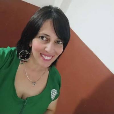 Conocer mujer de 46 años que vive en Liniers 