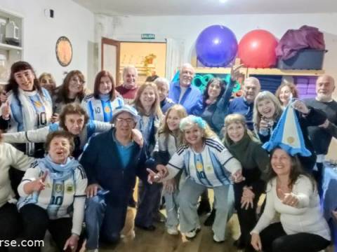 ¿Con quien vas a ver el partido?