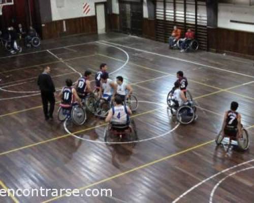 3591 10 partido de basquet en silla de ruedas