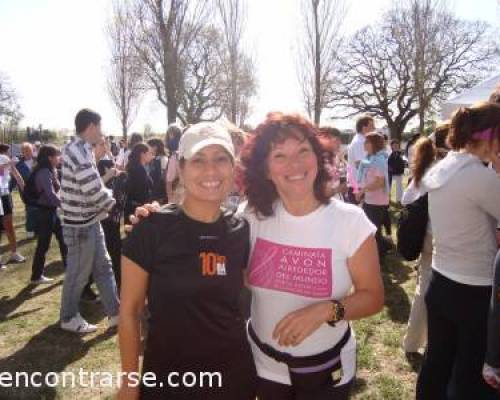 3897 1 Caminata Avon contra el cáncer de mama 2009