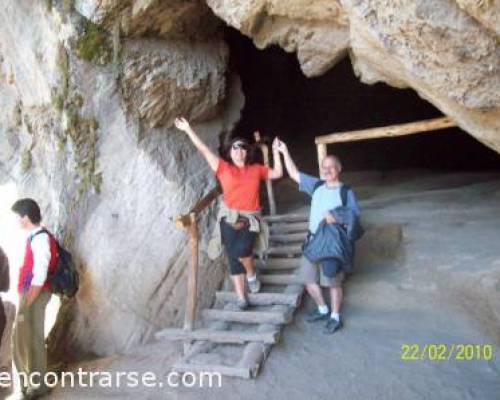 4364 44 Cerro Leones , Cavernas del Viejo Volcan...