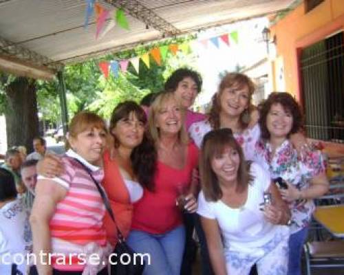 Hermosas damas!!!!! :Encuentro Grupal Asado en LA PARRIYA - ¡SOLO FOTOS!