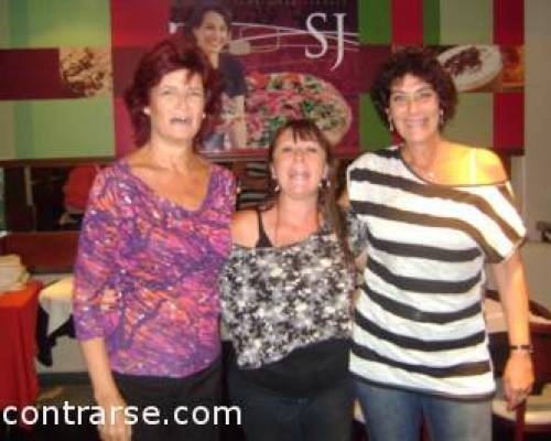 Betita con las 2 chicas altassss !! :Encuentro Grupal Cafecito **Zona Norte** FESTEJAMOS LOS CUMPLEAÑOS DE GRACEMABELLE Y MAIONLINE