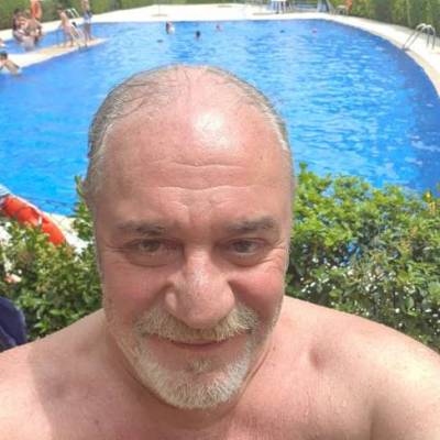 CARACOL_VELOZ es una hombre de 61 años que busca amigos en Madrid 