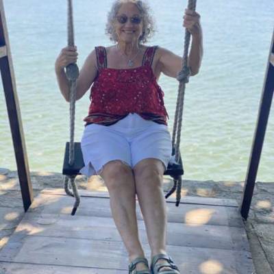 ROSAMAC es una mujer de 73 años que busca amigos en CABA 