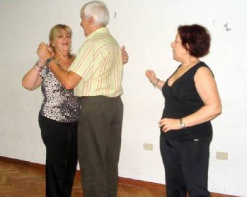 4751 11 JUSTO EL 31 ... clases de tango en Boedo.