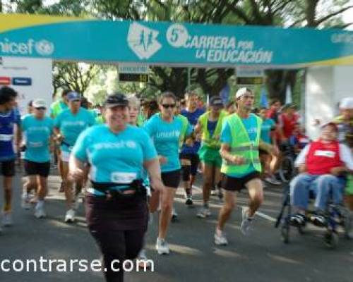 8403 4 ¡¡¡CARRERA POR LA EDUCACIÓN UNICEF 7K Y 3K, VENÍ A CAMINAR O CORRER...!!!