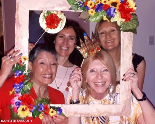 Muy lindas las chicas y la foto espectacular!!!!! :Encuentro Grupal FIESTA DE LA PRIMAVERA !!!! SEGUNDA PARTE !!!