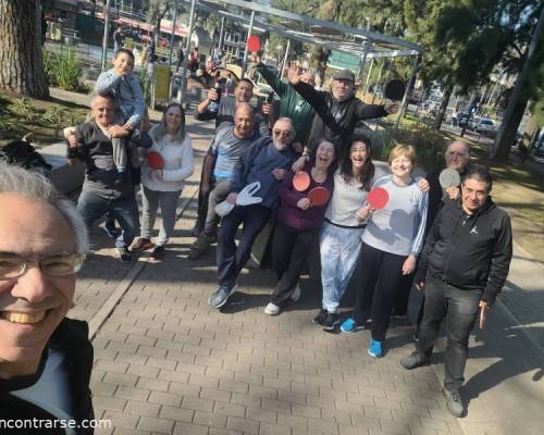 Qué equipazo tremendo!!! Y Gera trae al nietito a entrenar desde chiquito!! :Encuentro Grupal Ping Pong venite a jugar y compartir un rato en Devoto