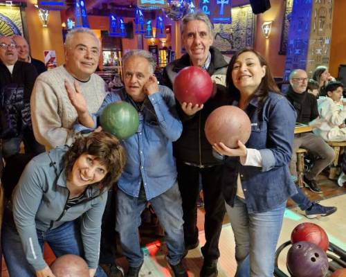 uno de los mejores coordinadores de la página. Muchas gracias Gerardo por tanta entrega. Lo de haber preparado el vuelto de $200 te describe. El estar en todísimos los detalles, sin olvidar ninguno. Gracias Gerardo. :Encuentro Grupal BOWLING EN SOBEK EN CABALLITO