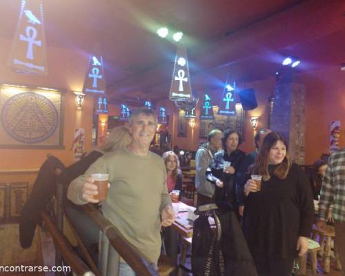 Hidratándose la gente :Encuentro Grupal BOWLING EN SOBEK EN CABALLITO