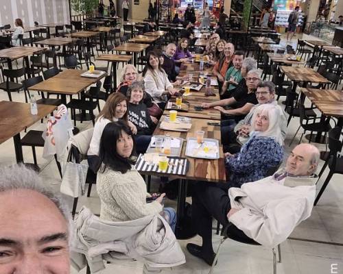 Contenta de haber conocido gente  muy amorosa. :Encuentro Grupal Merienda en el Abasto para conocernos y aprender de Encontrarse.com