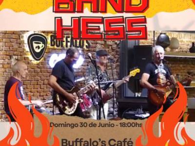 Encuentro Escuchamos una banda de rock en Buffalo`s Cafe