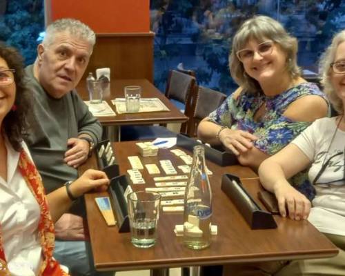 Muy muy buena salida YEANN excelente anfitriona, gente espectacular con muchas ganas de divertirse  :Encuentro Grupal Jugamos Rummy en Caballito !!! Nuevo horario 