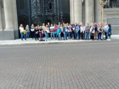 Encuentro BELLE EPOQUE  monumentos y palacios.-