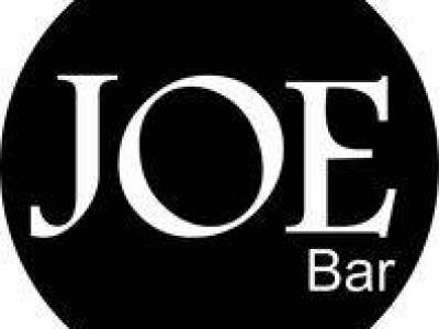 Encuentro LO MEJOR DE LO MEJOR ?   BAILAR EN JOE BAR     !  