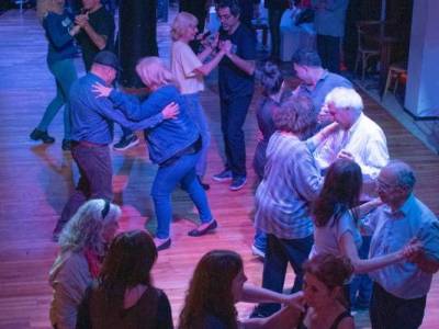 Encuentro Y SEGUIMOS CON AMERICANO DESDE CERO Y ROCK  EN CHA Encuentro Y SEGUIMOS CON AMERICANO DESDE CERO Y ROCK  EN CHA